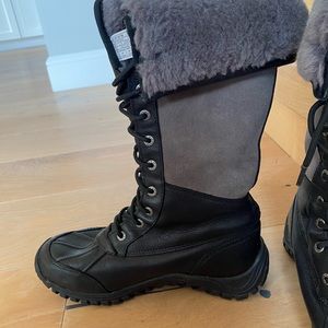 Ugg Adirondack womens boots.